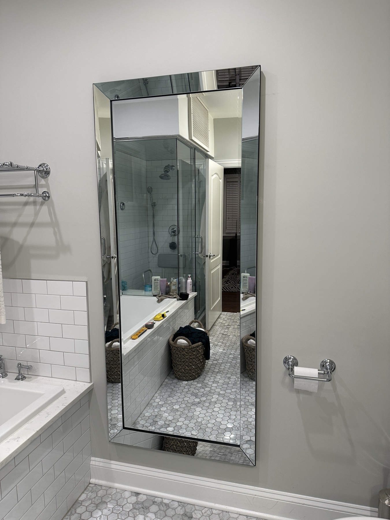 Completed mirror installation by ORLEG Mounting Services