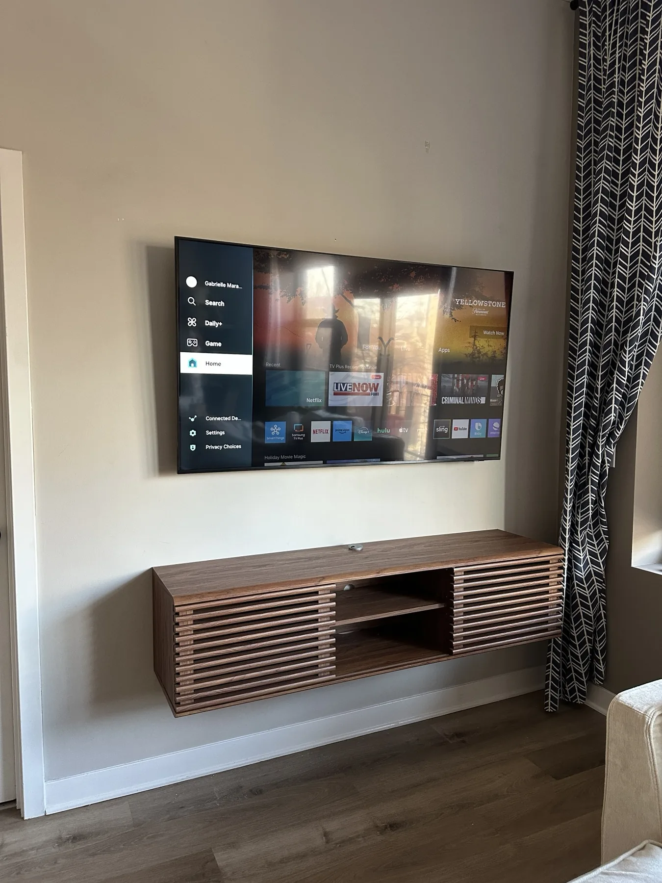 Completed TV installation by ORLEG Mounting Services