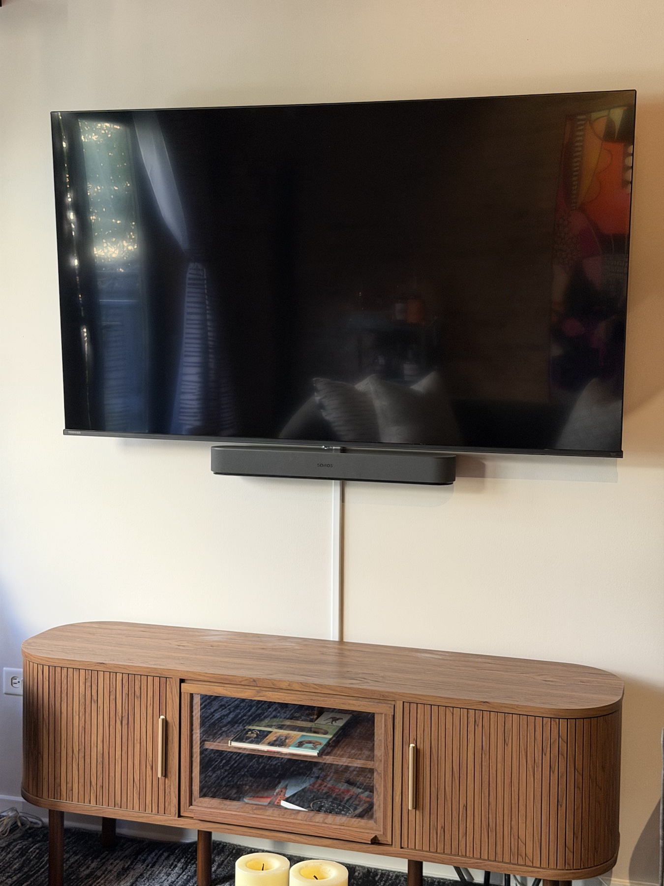 Completed TV installation by ORLEG Mounting Services