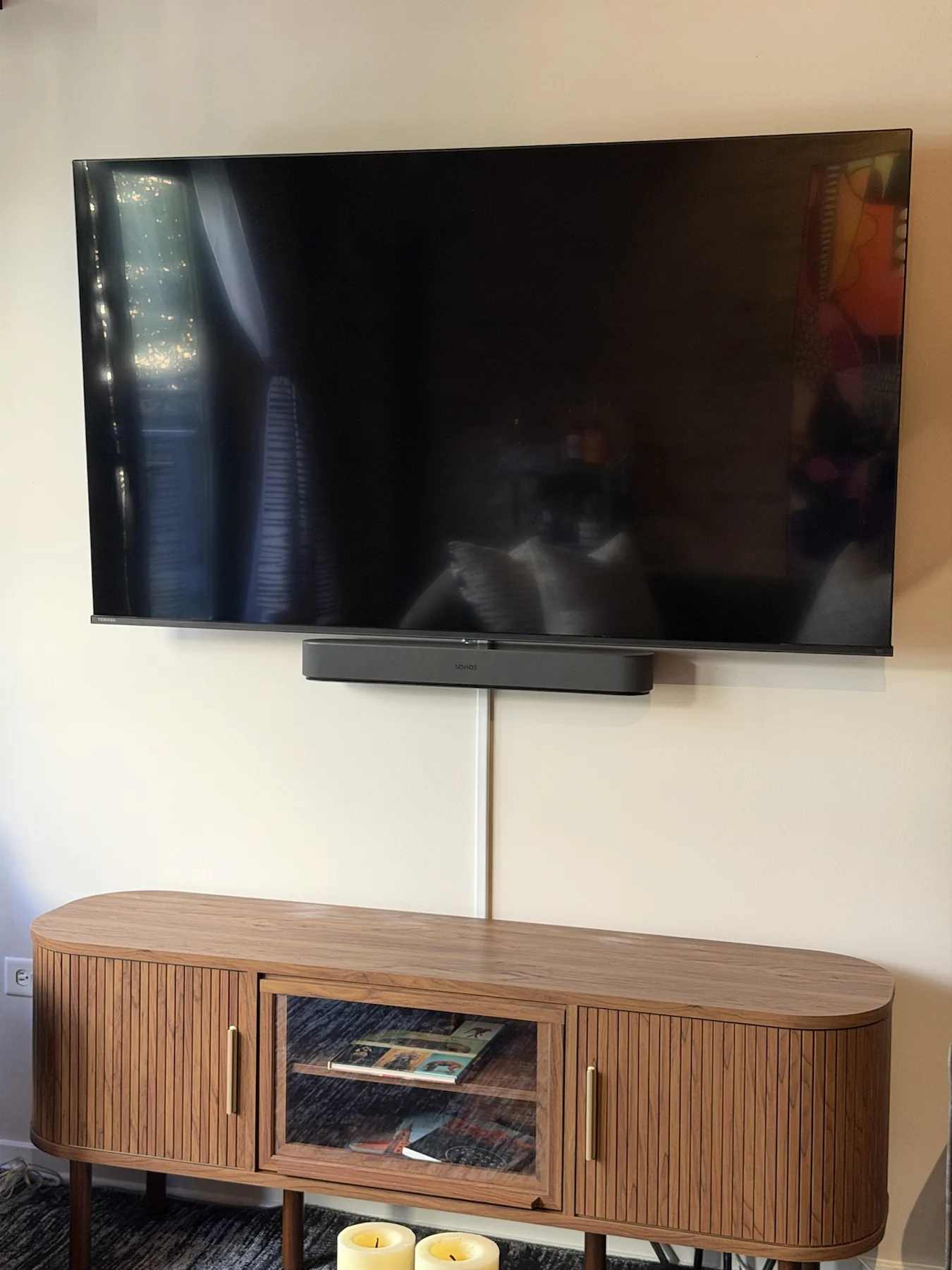 Completed TV installation by ORLEG Mounting Services