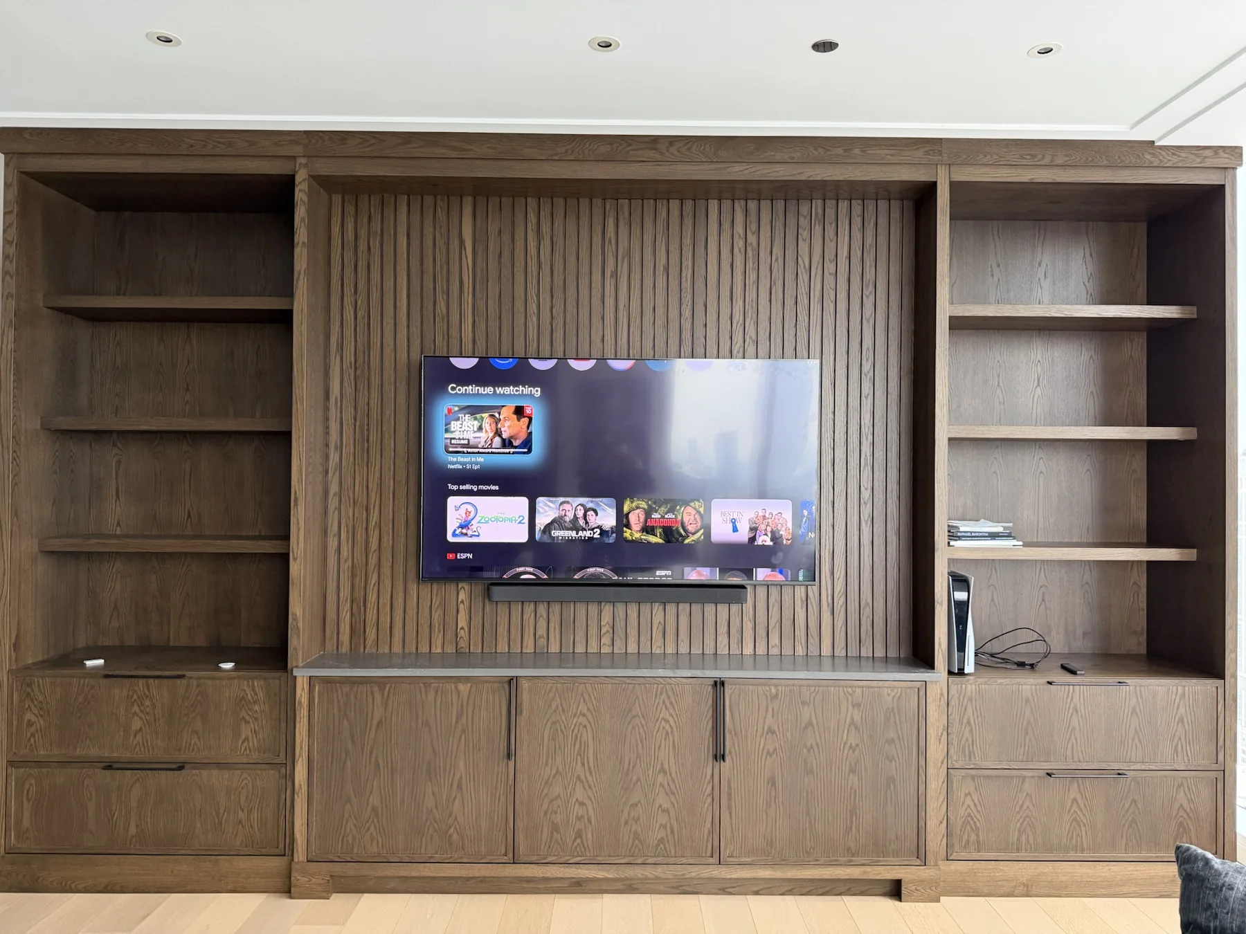 Completed TV installation by ORLEG Mounting Services